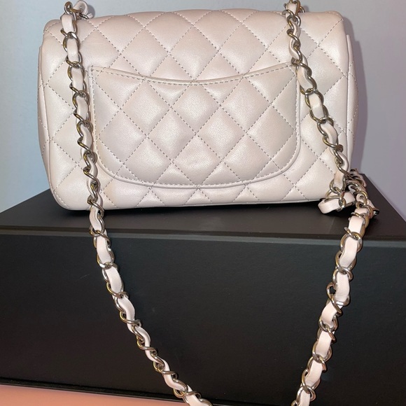 Chanel Classic Small. Light Purple and Silver. - Picture 3 of 13